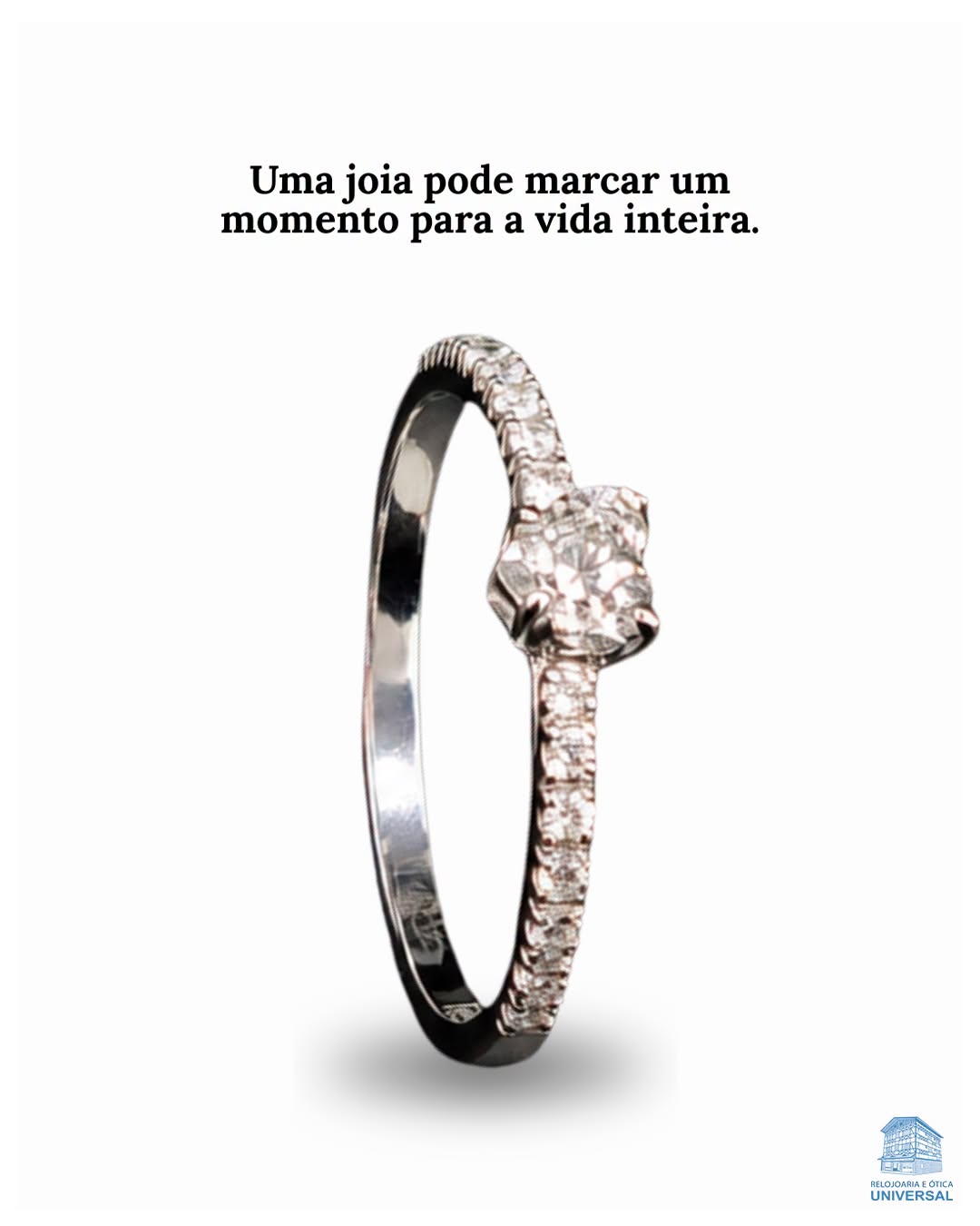 Imagem de capa do artigo A história das alianças: detalhe macro de um par de alianças de casamento sobre uma superfície elegante
